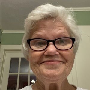 Meet your Posher, Linda